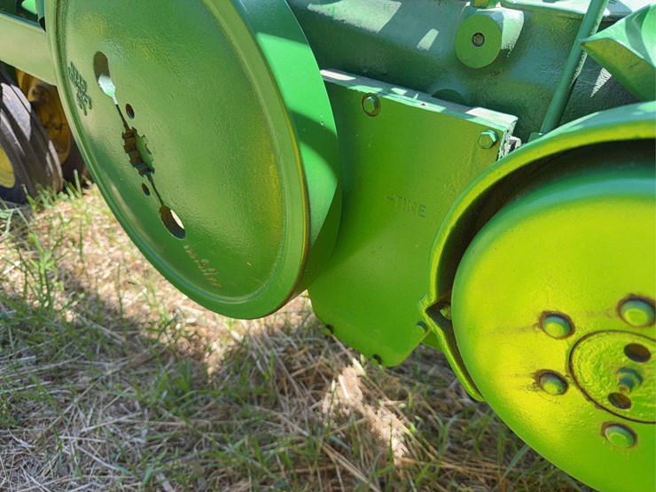 john-deere-b-image-51
