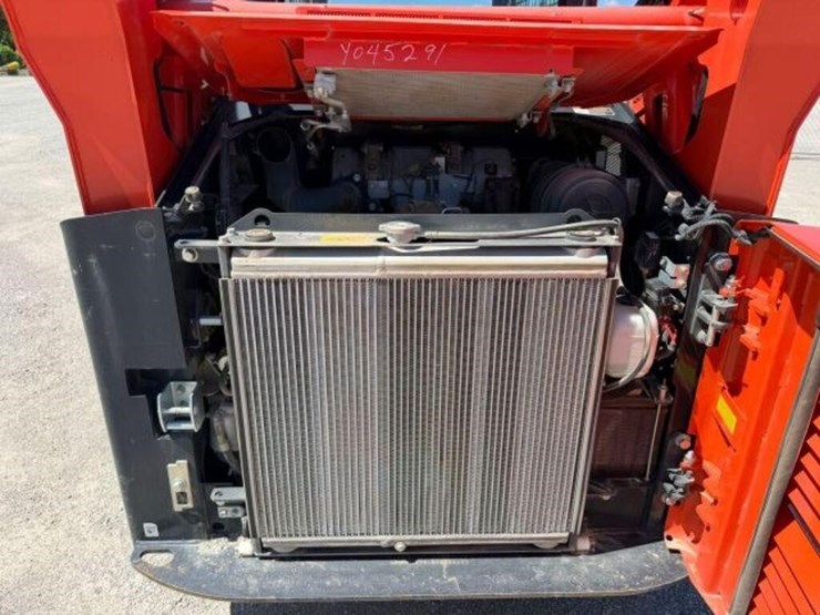 2022-kubota-svl65-2-image-25