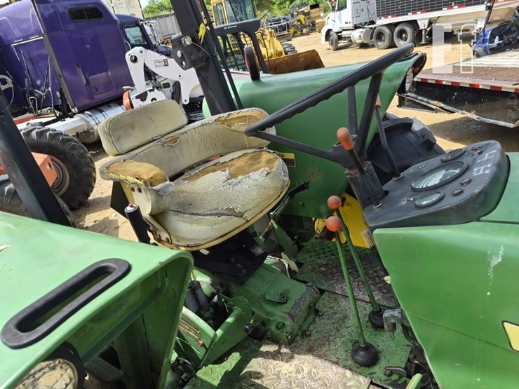 john-deere-2840-image-7