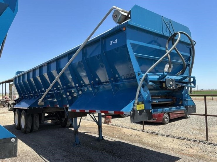 2009-versa-v-bottom-spreader-trailer-image-3