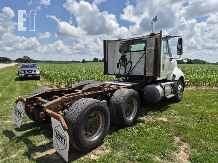 2014-international-prostar-image-3