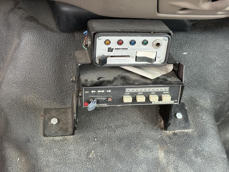 2001-ford-f350-sd-image-17