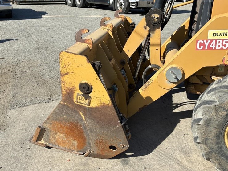 2014-caterpillar-430e-image-8