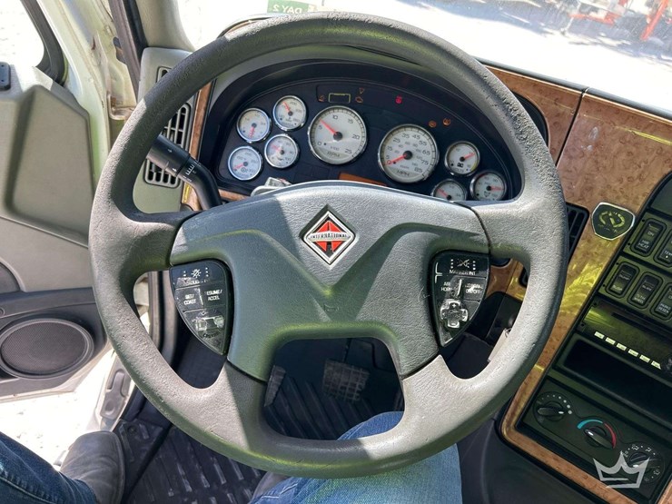 2015-international-prostar-image-13