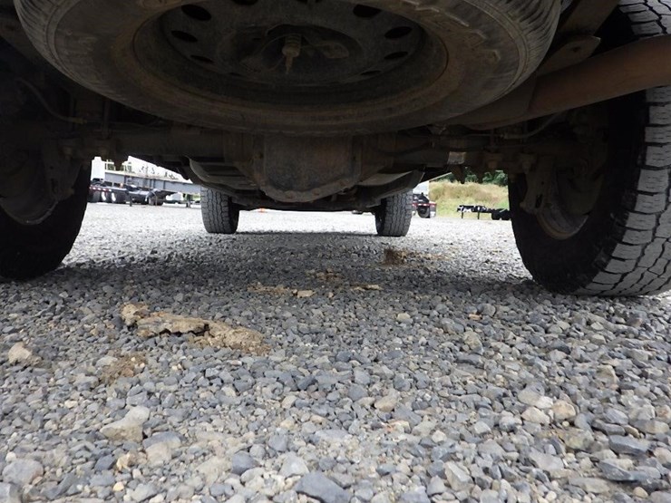2011-ford-f150-image-18