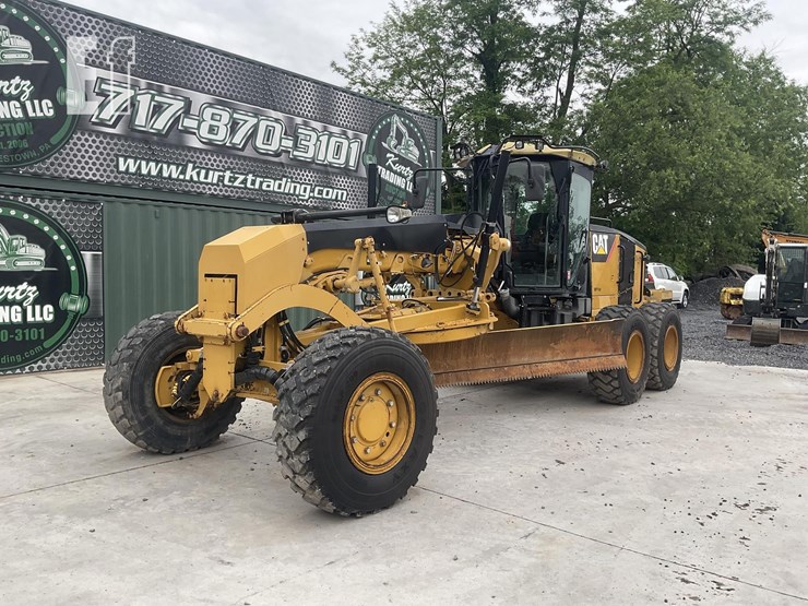 2010-caterpillar-120m-image-8