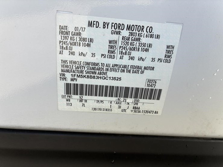 2017-ford-explorer-image-22