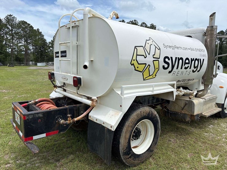 2017-peterbilt-337-image-18