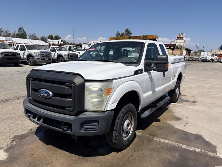 2011-ford-f250-image-1