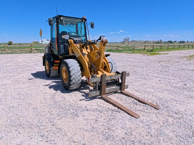 2014-caterpillar-907h2-image-6