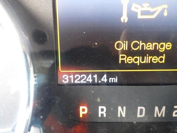 2011-ford-f150-image-28