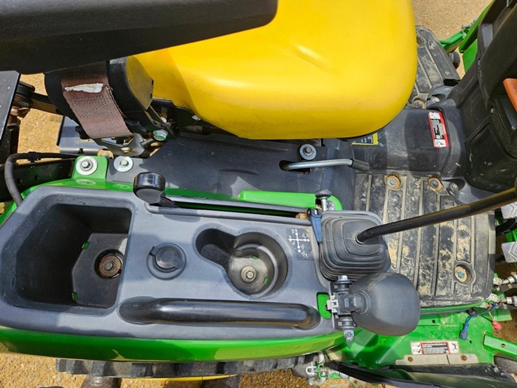 john-deere-1025r-image-33