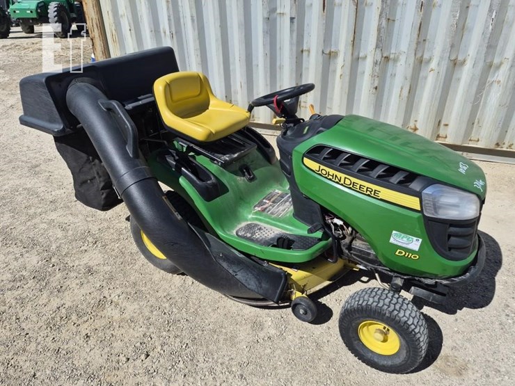 john-deere-d110-image-2