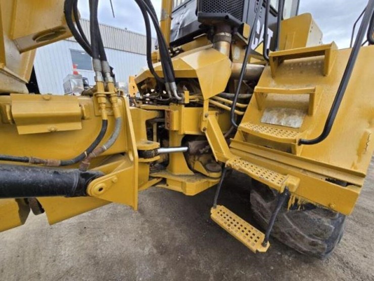 1996-caterpillar-d250e-image-20