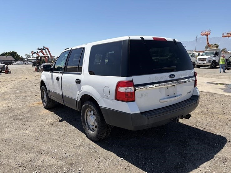 2017-ford-expedition-image-4