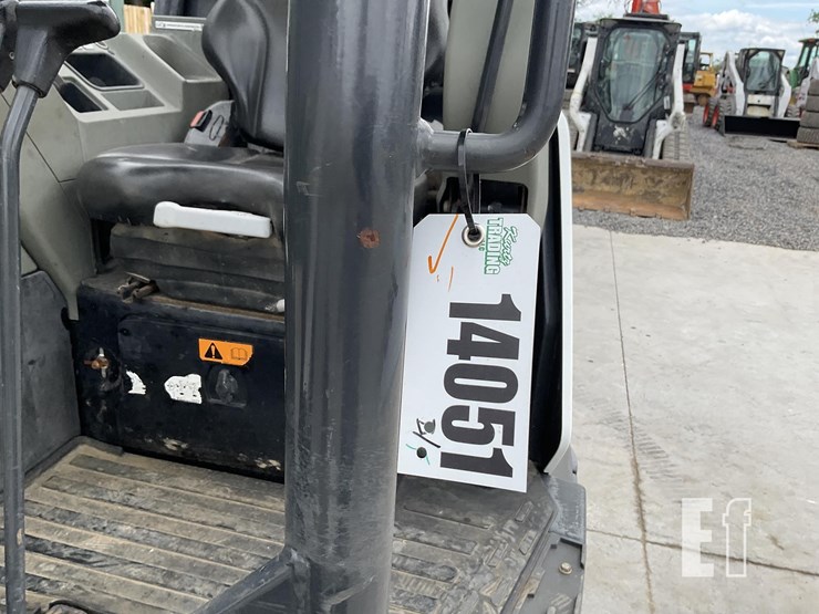 2019-bobcat-e32i-image-19
