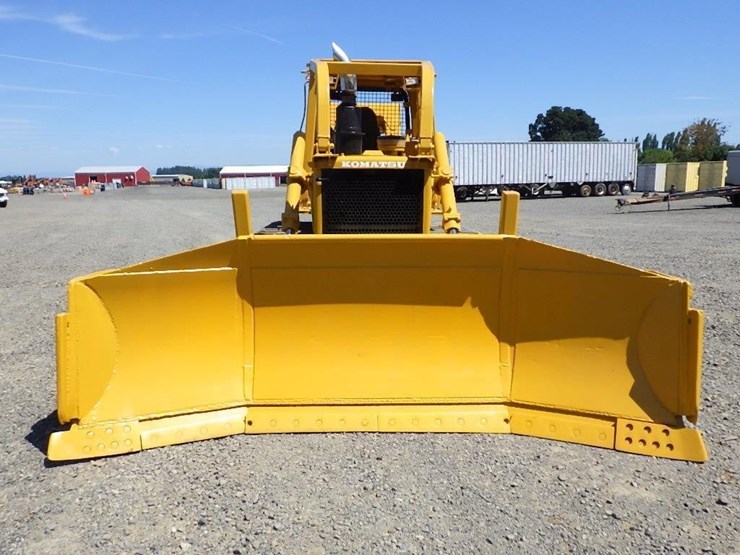 1990-komatsu-d68e-1-image-2