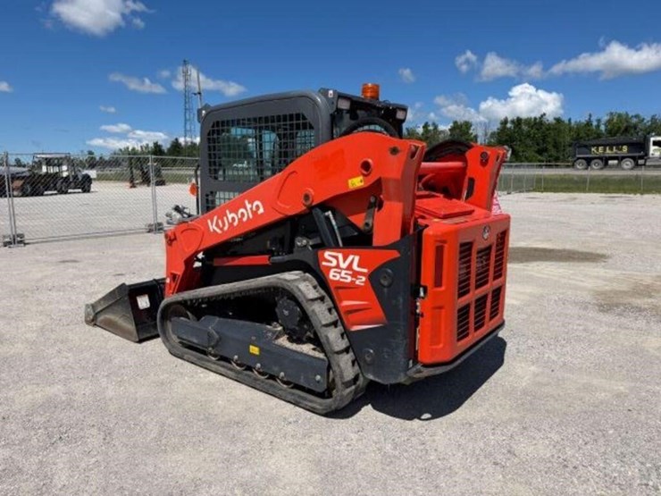 2022-kubota-svl65-2-image-7