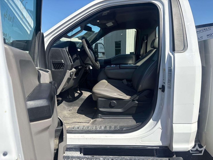 2019-ford-f250-image-17