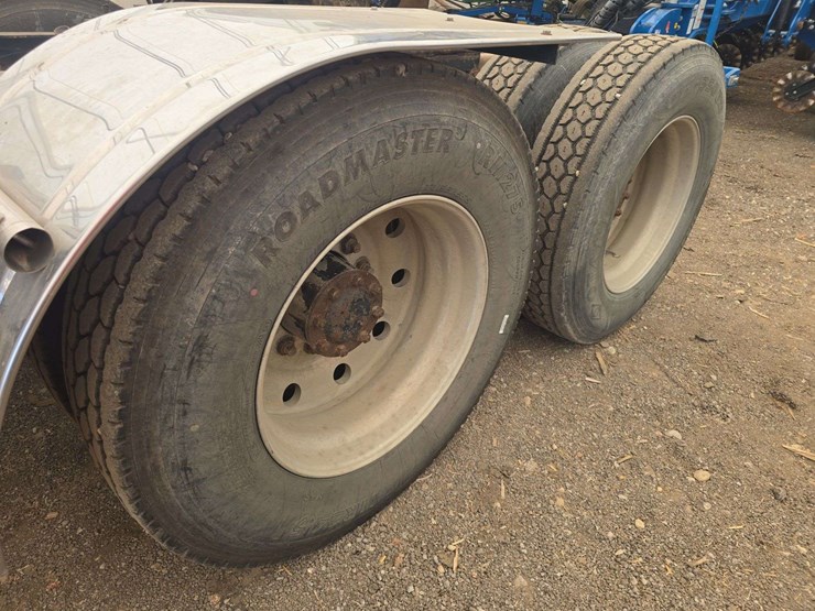 1991-freightliner-semi,-wet-kit,-9-speed,-air-brakes,-twin-fuel-tanks,-aluminum-ris,-ss-fenders,-11r24.5,-detroit-diesel-60-series,-air-slide-5th-wheel,-vin--1fuvdseb5lh392980-image-9