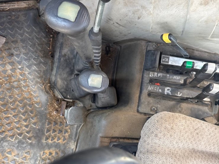 agco-allis-6670-image-7