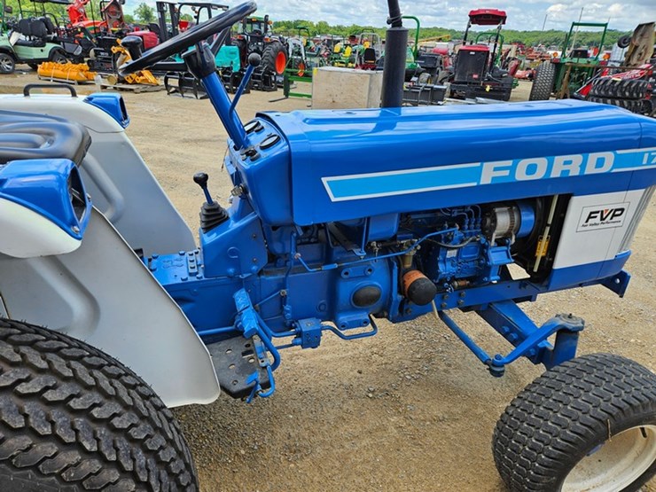 ford-1710-image-23