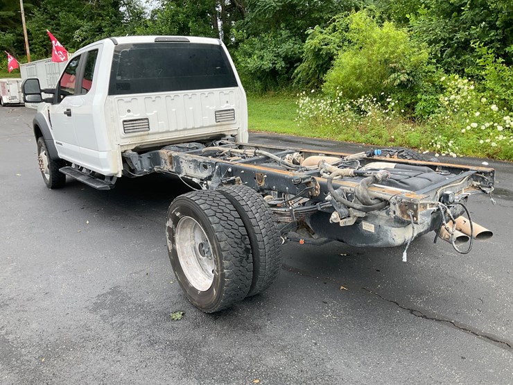 2019-ford-f550-image-4