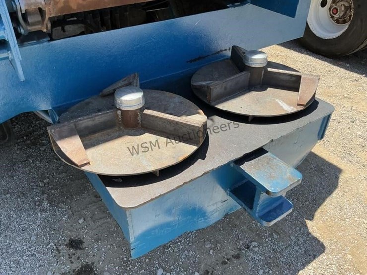 2016-versa-v-bottom-spreader-trailer-image-11