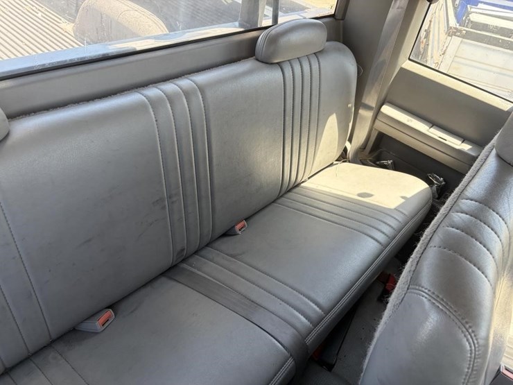 1997-chevrolet-2500-image-12