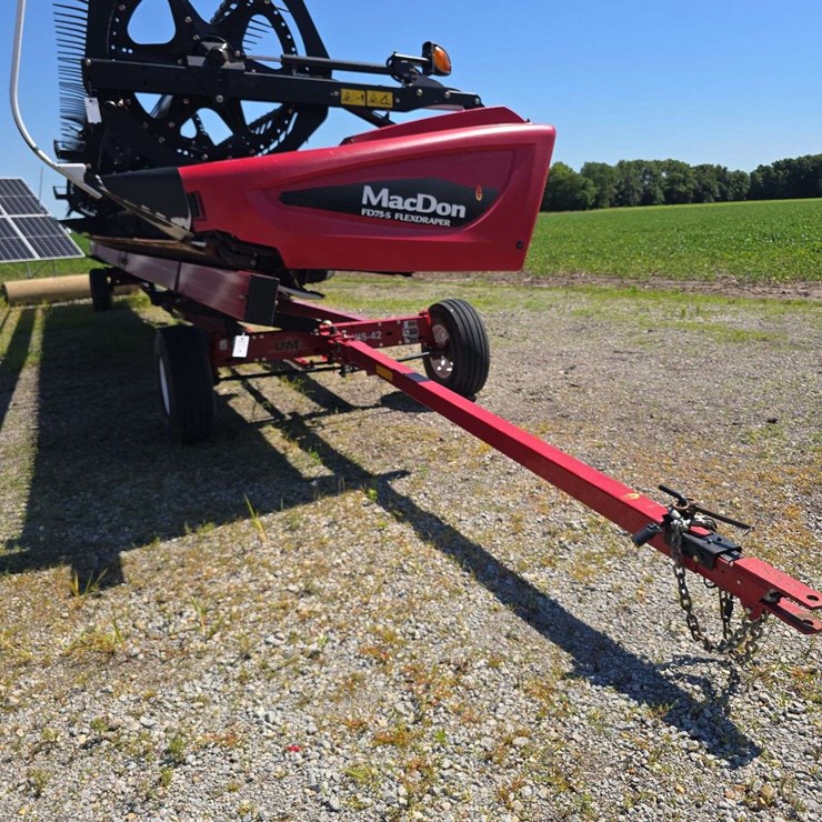 Unverferth AWS-42 Head Cart, 4 wheel steer, with lights, 1 owner