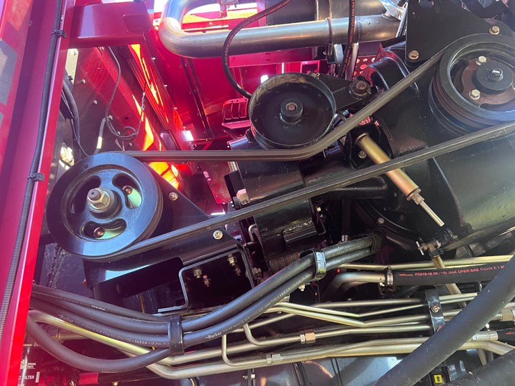 case-ih-5140-image-23