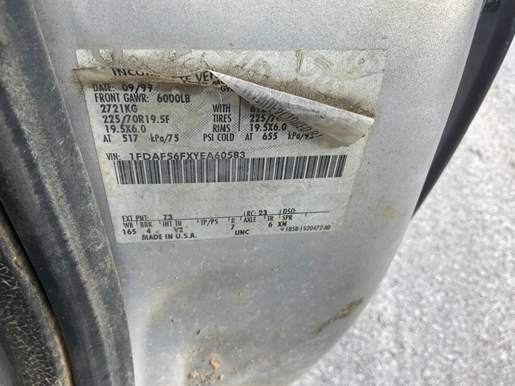 2000-ford-f550-image-18