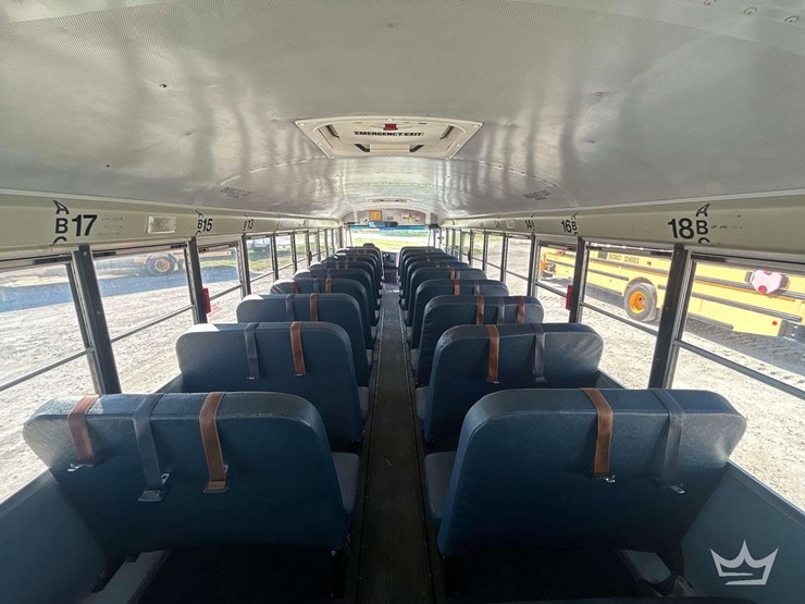 2013-ic-corporation-pb105-school-bus-image-20