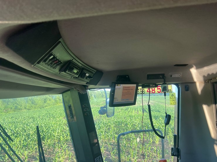 case-ih-5140-image-10