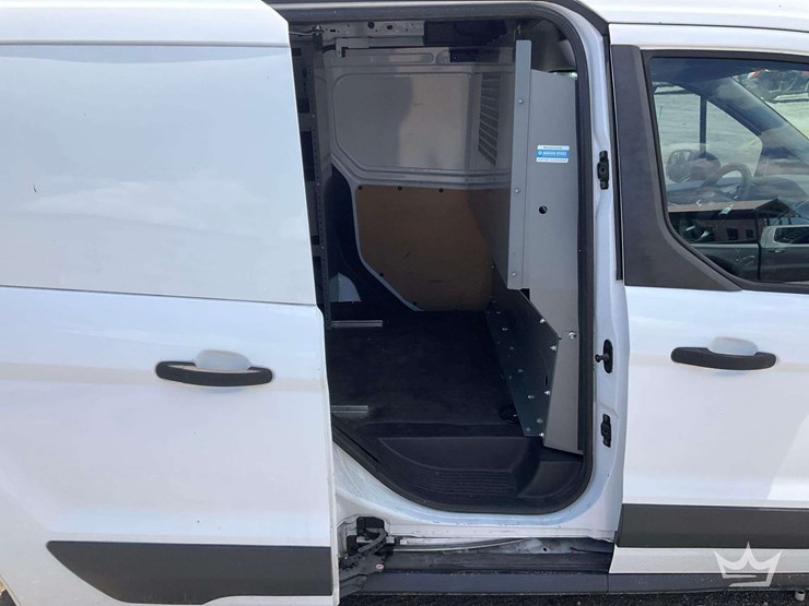 2016-ford-transit-connect-image-25