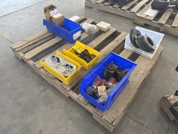 versa-spreader-trailer-misc-parts-image-3