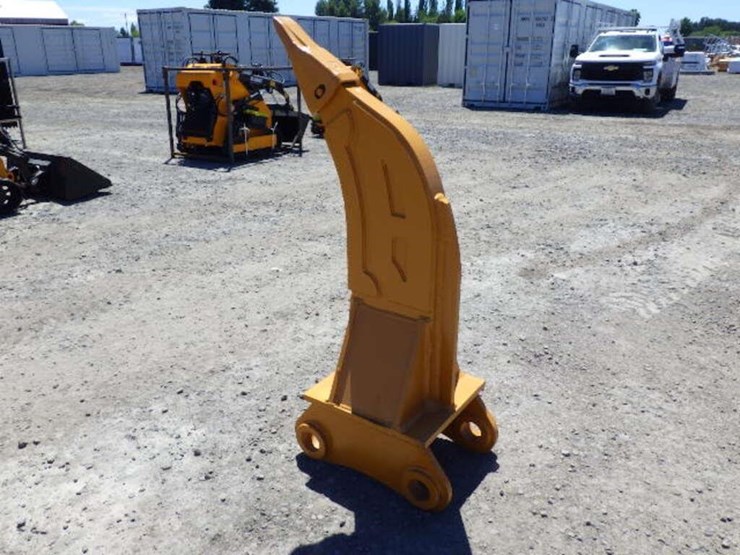 caterpillar-320-image-3