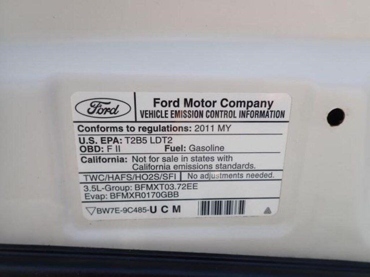 2011-ford-edge-image-65
