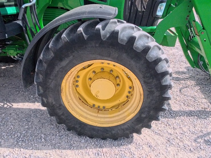 2011-john-deere-7530-premium-image-86