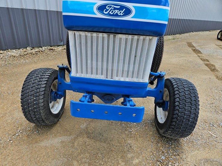ford-1710-image-9