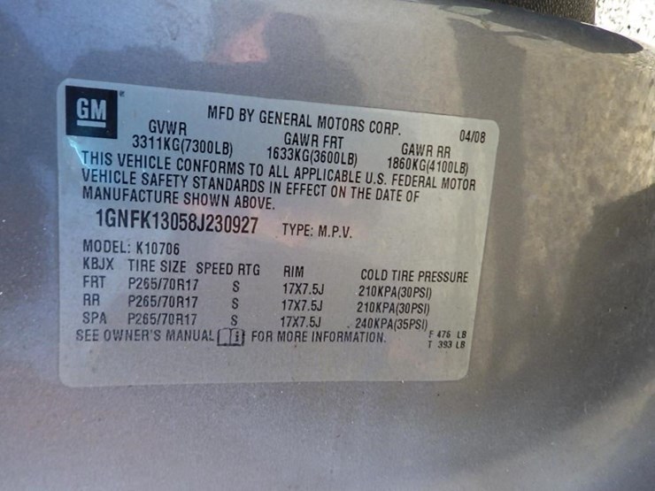 2008-chevrolet-tahoe-image-35