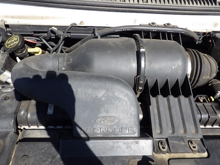 2007-utility-van-image-25