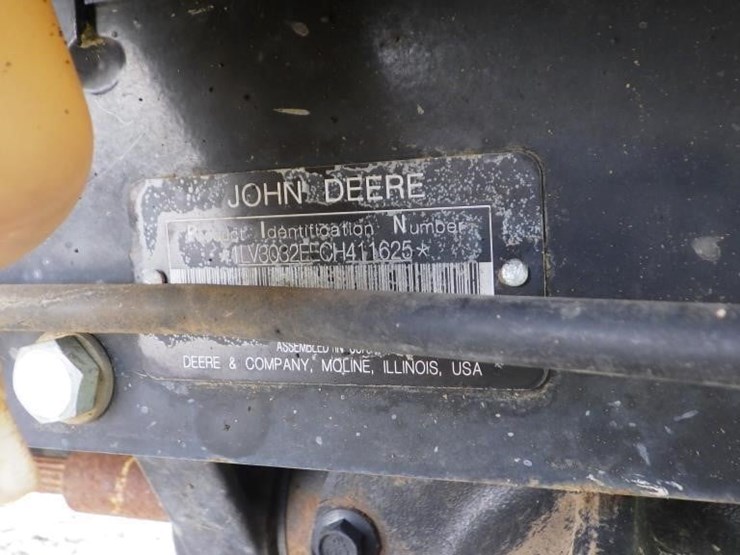 john-deere-3032e-image-37