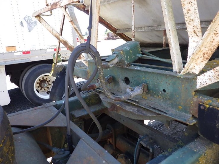 1982-axle-dump-trailer-image-28