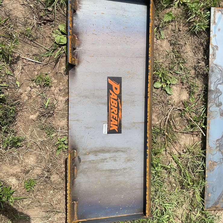 PABREAK QA Skid Steer Mount Plate