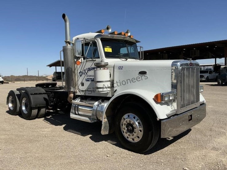 1999-peterbilt-379-image-3