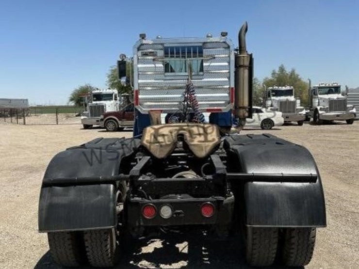 2003-kenworth-t800-image-5