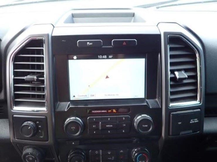 2016-ford-f150-image-17