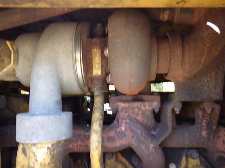 caterpillar-d7-image-28