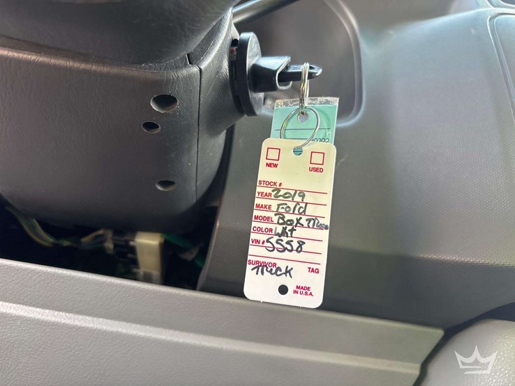 2019-ford-e350-image-23